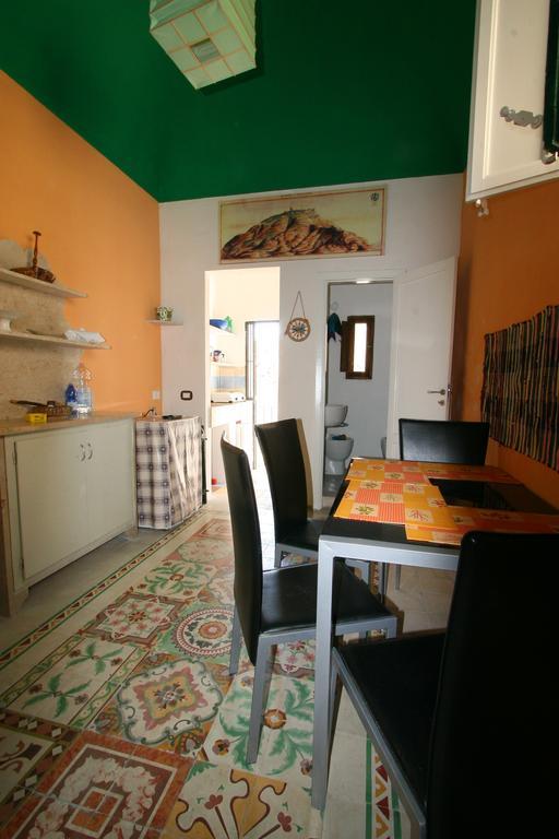 Appartamentino Pomelia Erice Exterior foto