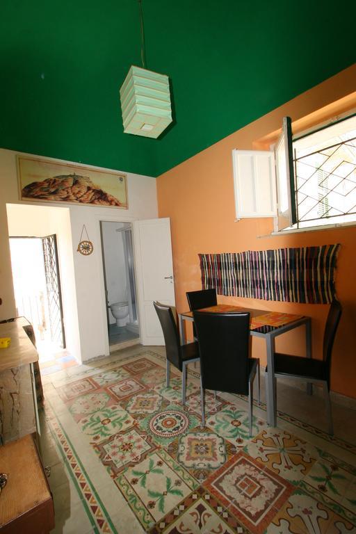 Appartamentino Pomelia Erice Exterior foto